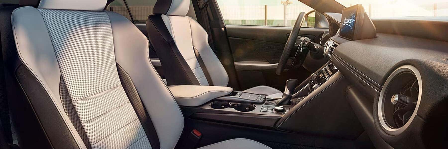 2025 Lexus IS Trims Hero - Balise Lexus