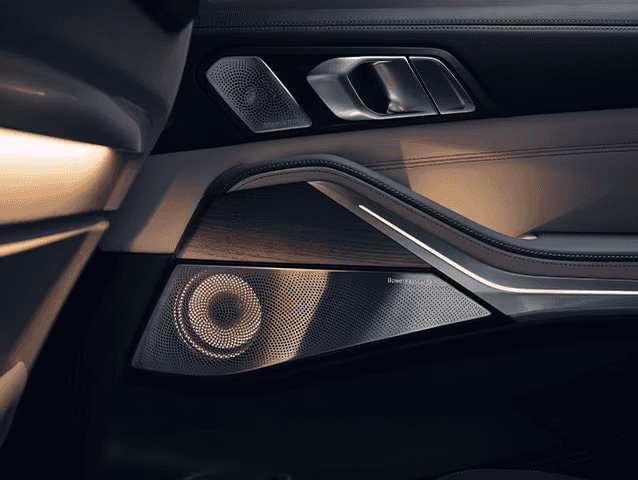 2025 BMW X7 Harmon Kardon Audio System