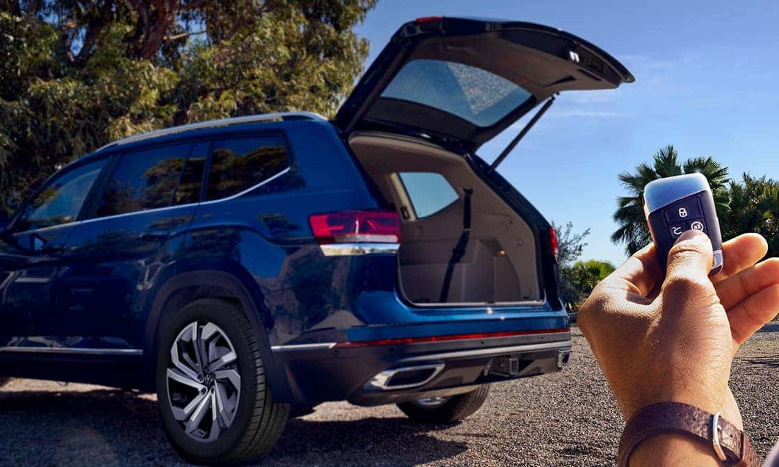 2022 VW Atlas power liftgate