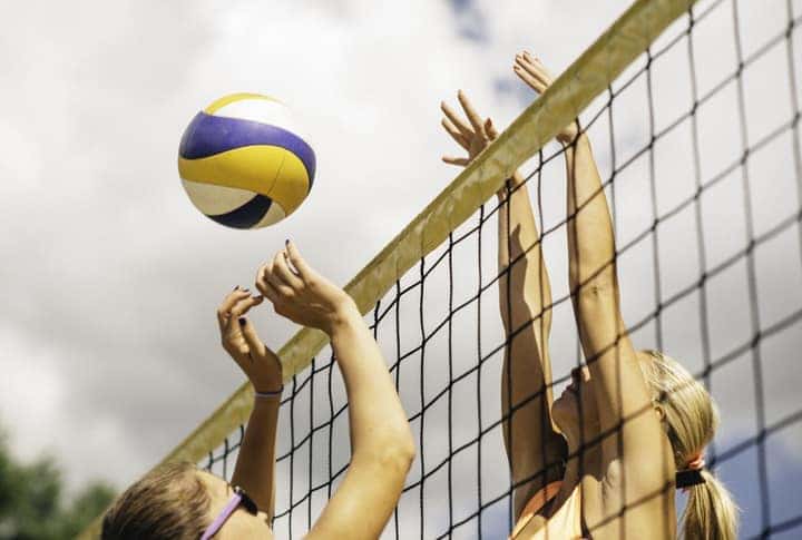Beach Volleyball Duel on the Net