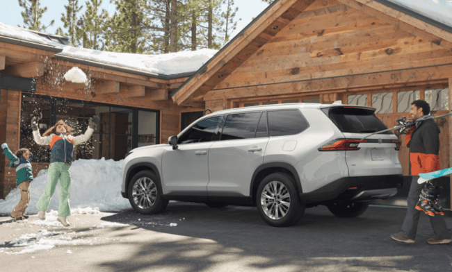 Maximize Your Holiday Trip with the Grand Highlander Hybrid