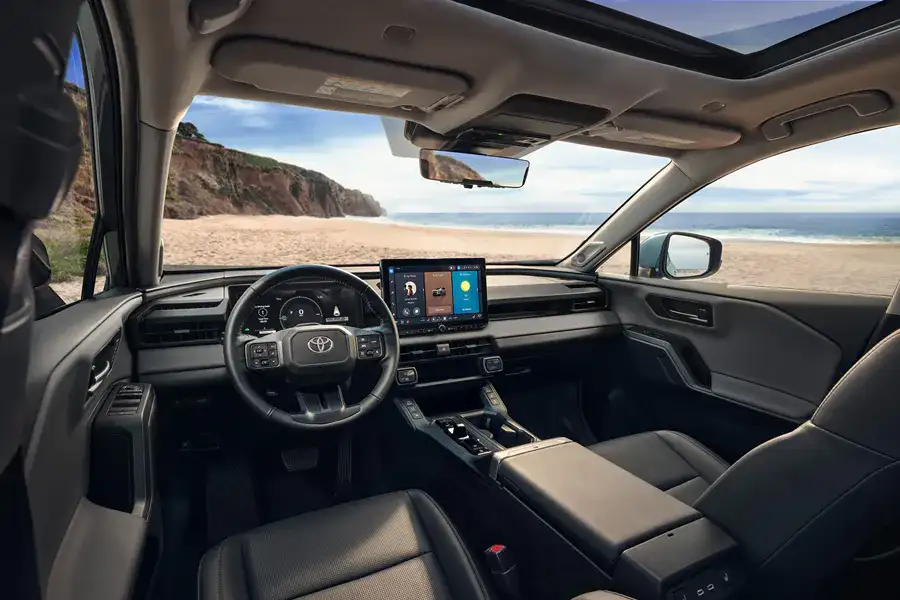 2026 Toyota RAV4 Hybrid - Interior and Technology