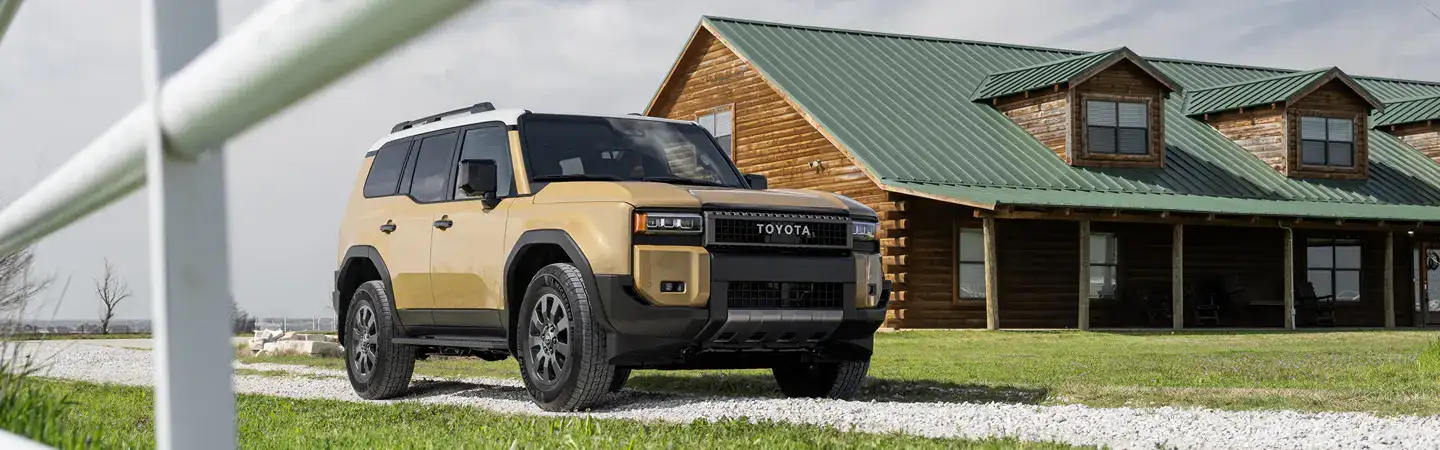 2027 Toyota Land Cruiser Mobile Hero