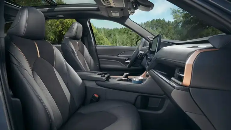 2026 toyota grand highlander interior