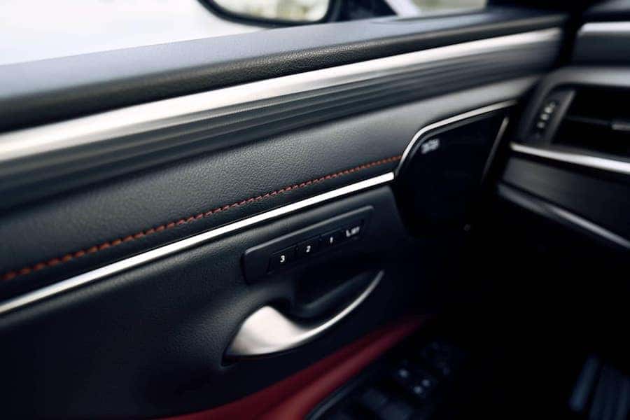 2019 Lexus ES Interior