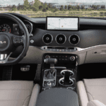 2022 kia stinger interior