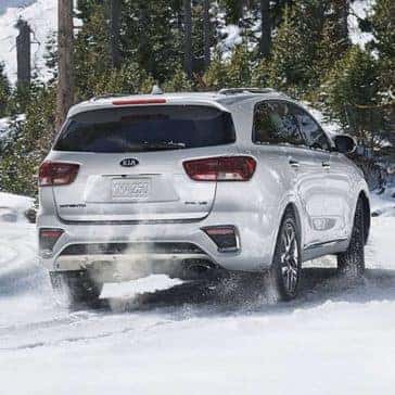 2019-Kia-Sorento-rear-view