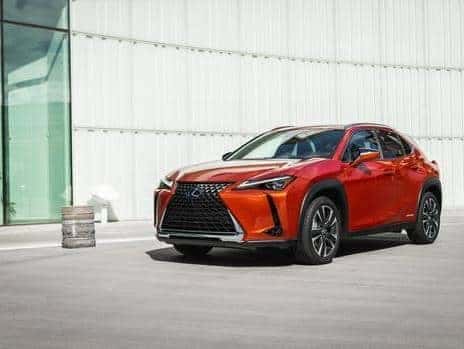 Lexus-UX-200-Front