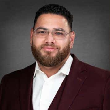 Cesar  Hernandez