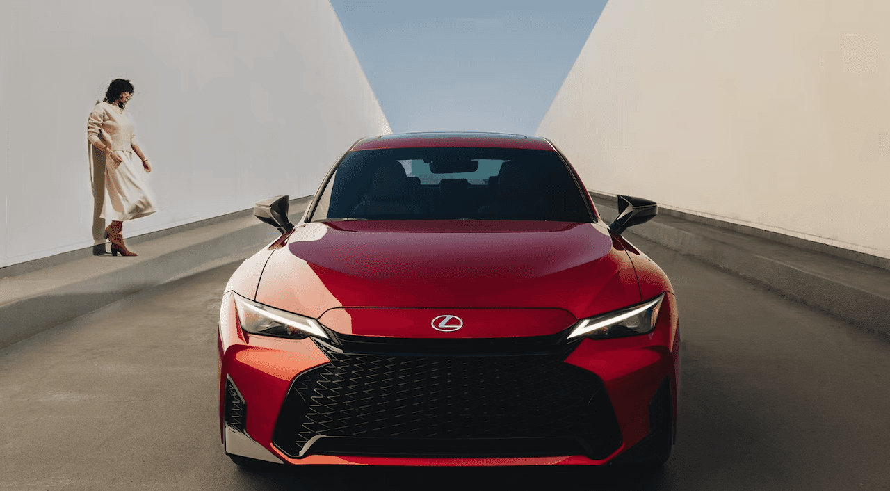 The New Lexus IS Serving You in Metairie, LA