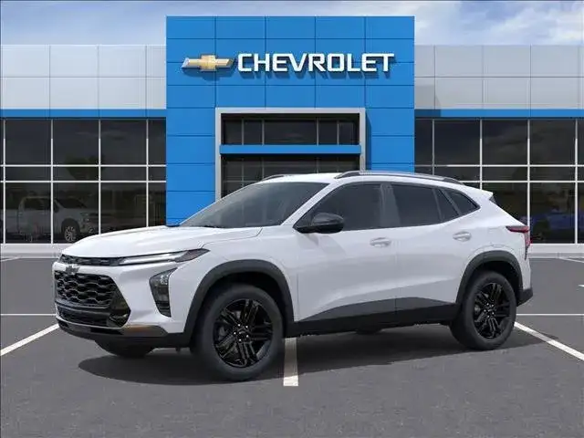 Trax Exterior