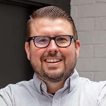Jonathan Holt