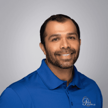 Ari Flores