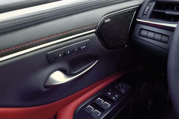Lexus ES Interior
