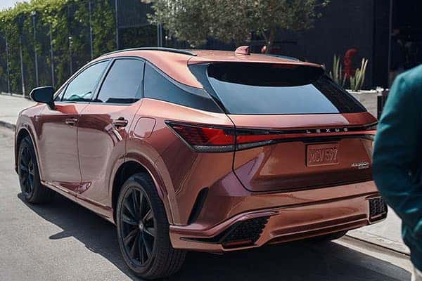 Lexus RX Premium Plus exterior