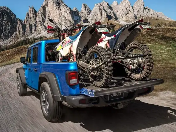 Cargo for Adventure
