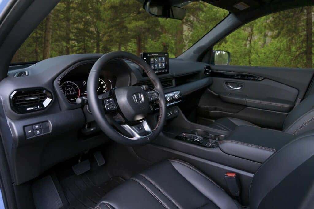 Honda Pilot TrailSport Front Interior Dashboard Driver's Seat View