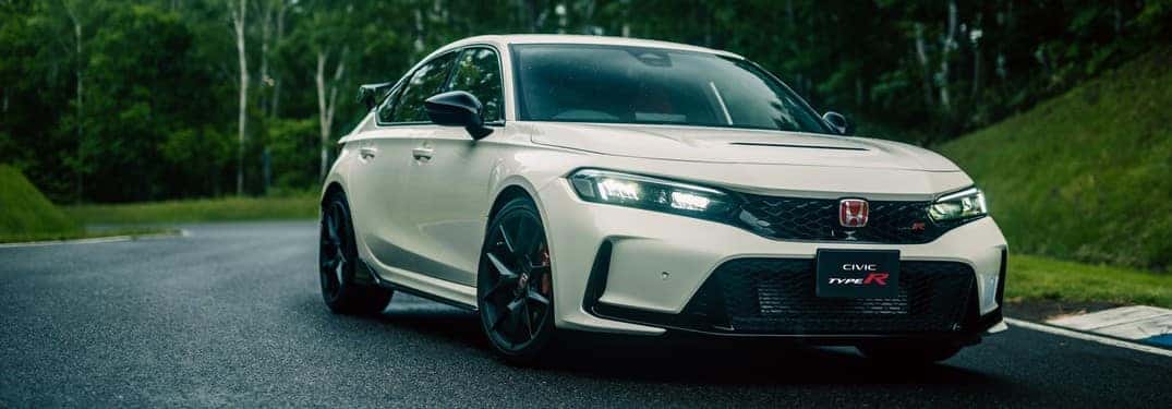 2023 Honda Civic Type R driving on track