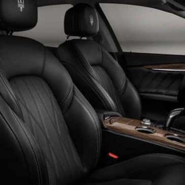 2019-Maserati-Ghibli-front-interior