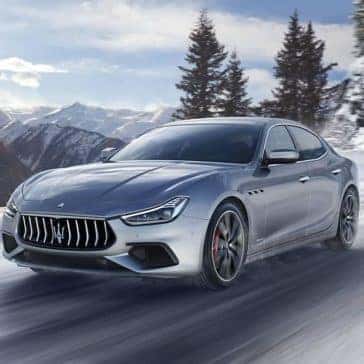 2019-Maserati-Ghibli-in-the-snow