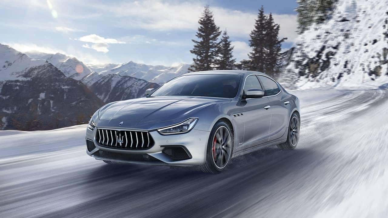 2019-Maserati-Ghibli-in-the-snow