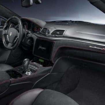 2019-Maserati-GranTurismo-passengers-seat
