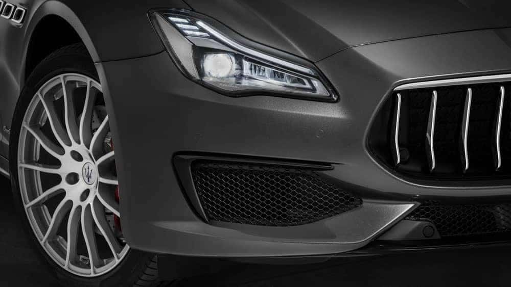 2019 Maserati Quattroporte front exterior