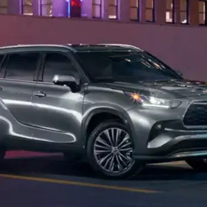 2026 Toyota Highlander Hybrid in Parking Deck